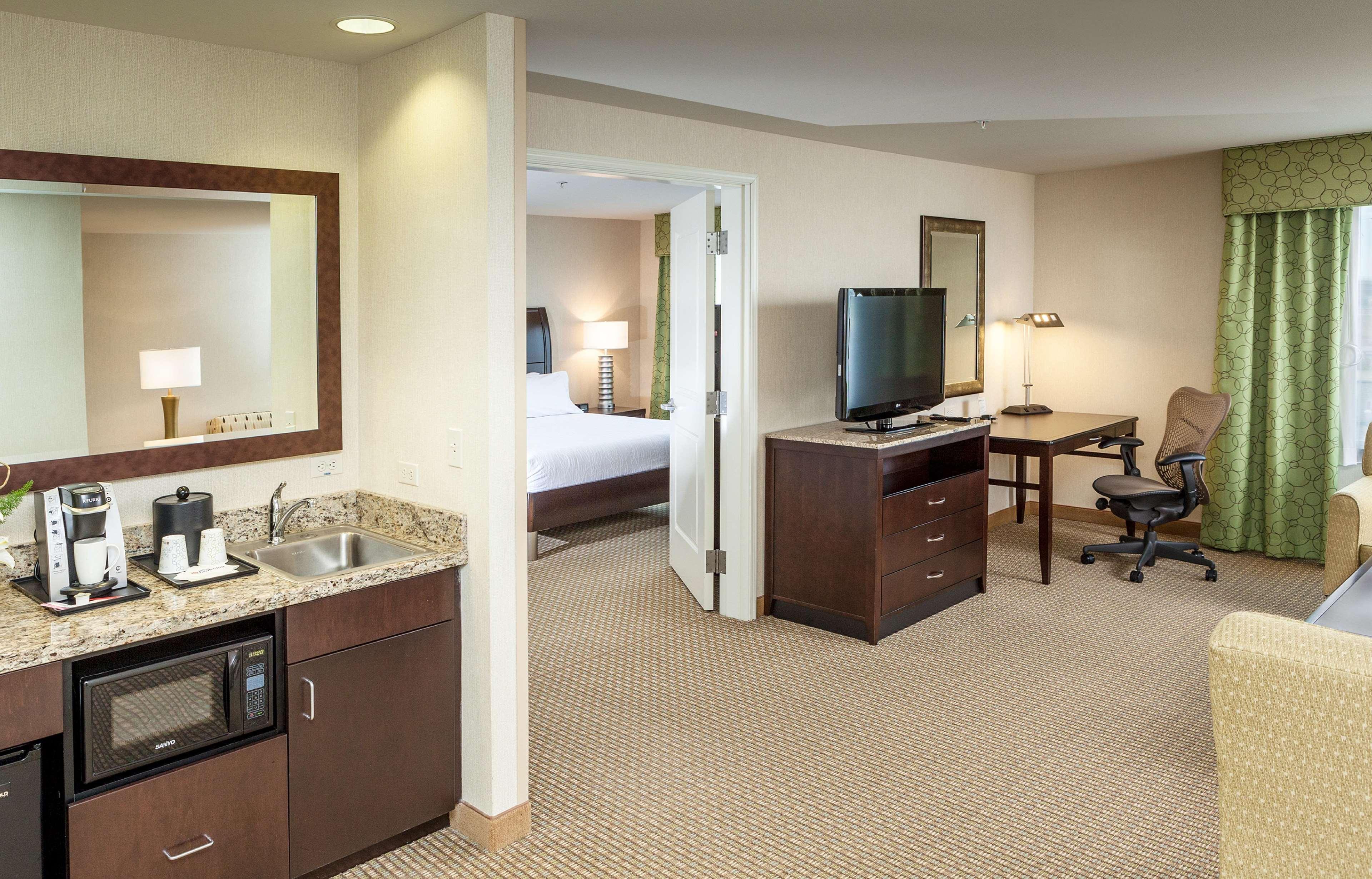 Hilton Garden Inn Seattle/Bothell Exteriör bild